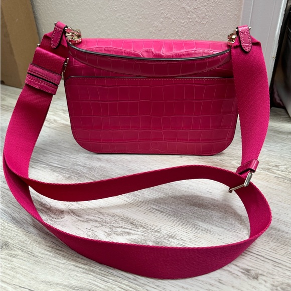 Pink Kate Spade Purse - Picture 2 of 4